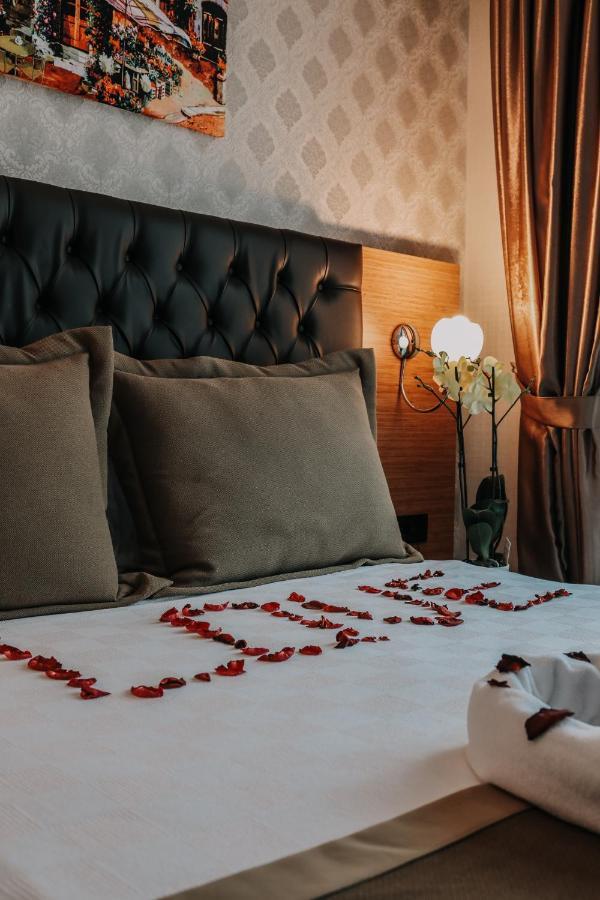 Otel Grand Lark Istanbul Eksteriør bilde